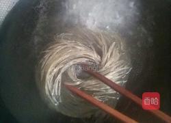 粉丝蛋花浇蒜蓉的做法图解1