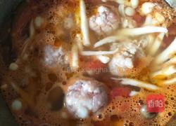 海鲜菇西红柿肉丸汤的做法图解12