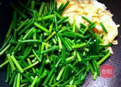 蒜臺炒鸡蛋的做法图解5