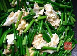 蒜臺炒鸡蛋的做法图解6