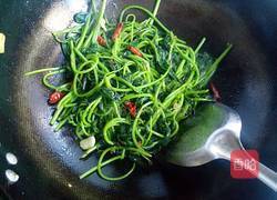 炝炒红薯叶的做法图解5