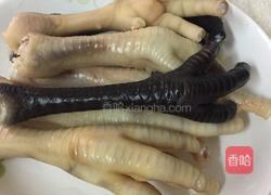 当归红枣鸡爪汤的做法图解3