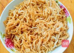 酱汁炒面的做法图解7