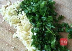 红心火龙果汁大蒸饺的做法图解3