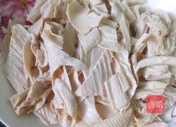 青椒腐竹炒牛肉的做法图解3