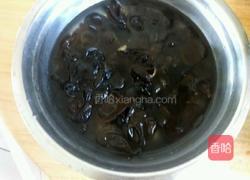 豆腐木耳汤的做法图解2