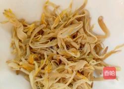 黄花菜猪杂汤的做法图解4