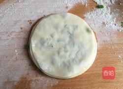 饺皮葱油饼的做法图解6