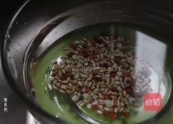 冬瓜薏米煲鸭掌的做法图解2