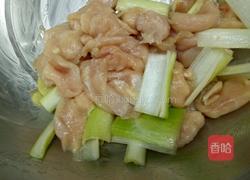 松炸鸡片的做法图解1