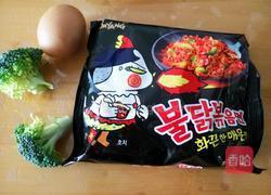 快手火鸡面的做法图解1