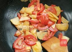 西红柿炒土豆片的做法图解5