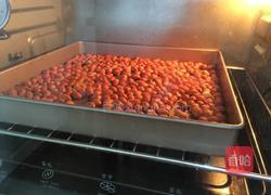 糖霜花生的做法图解1