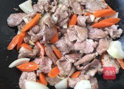 红酒烩羊肉的做法图解3