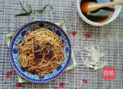 葱油拌面的做法图解1