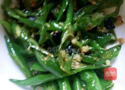 豆施压炒青尖椒的做法图解6