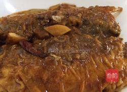 红烧海鱼（黄尖鱼）的做法图解1