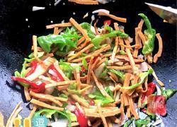 爆炒干鱿鱼的做法图解7