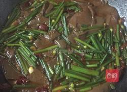 韭菜花毛血旺的做法图解6