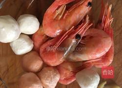 瑶柱海鲜冬瓜汤的做法图解2