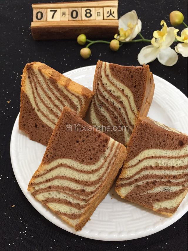 斑马纹戚风蛋糕做好啦