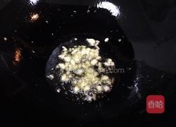 蒜香木耳炒鸡蛋的做法图解3