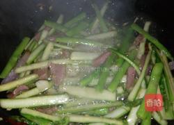 卢笋炒火腿肉片的做法图解7