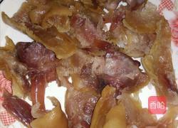 腊猪蹄炖四季豆的做法图解1