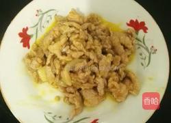 蟹味菇炒肉丝的做法图解4