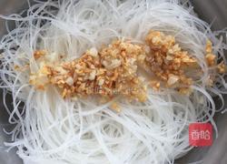 蒜蓉娃娃菜蒸粉丝儿的做法图解6