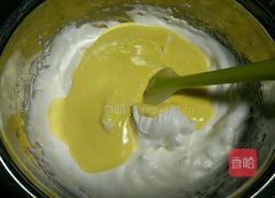 8寸戚风蛋糕的做法图解9