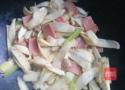 火腿片炒胶笋的做法图解10