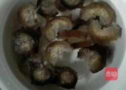 小米海参粥的做法图解2