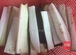 咸鱼茄瓜煲的做法图解2