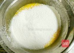 奶牛纹蛋糕卷的做法图解6