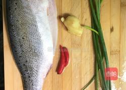 鲈鱼开屏的做法图解1