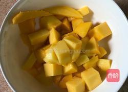 酸奶芒果冰糕的做法图解3