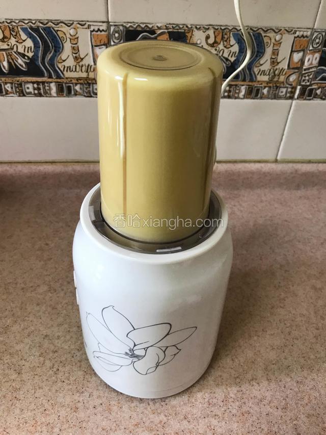 搅打成糊。