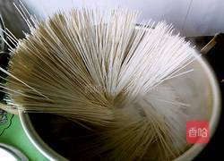 虾仁炒面的做法图解3