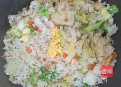 包菜蛋炒饭的做法图解4