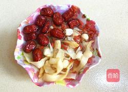 椰子鸡汤的做法图解2