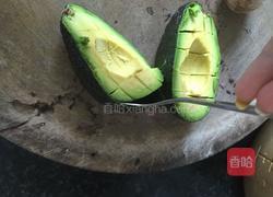 牛油果蜂蜜奶昔的做法图解4