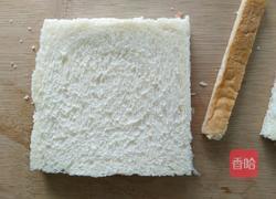 鸡蛋火腿肠三明治的做法图解3
