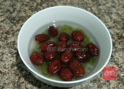 绿豆红枣南瓜粥的做法图解2