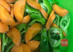 尖椒炒鸡胗的做法图解2