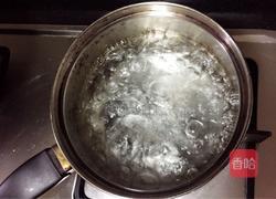 清汤菜肉馄饨的做法图解3