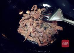 青椒炒牛柳的做法图解2