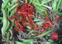 香芹炒牛肉的做法图解10