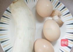 蚝油杏鲍菇炒蛋的做法图解1