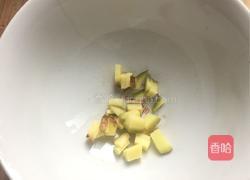 蛤蜊豆腐海带汤的做法图解3
